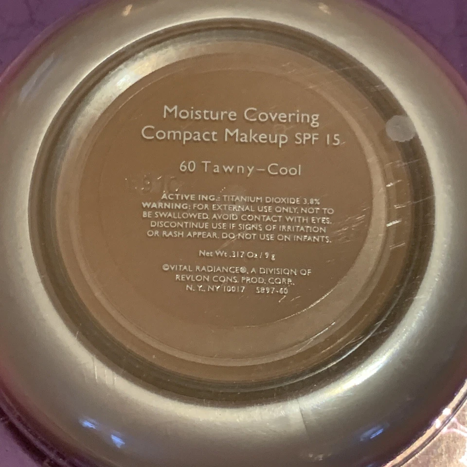 Revlon Vital Radiance Moisture Covering Compact Makeup Tawny Cool 060 A1 - Image 2 of 4