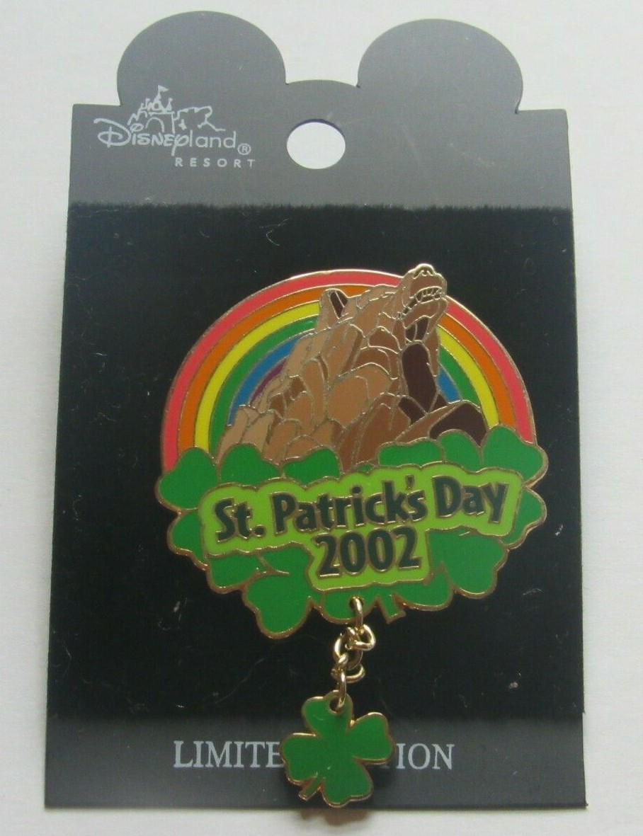 Disney DCA St. Patrick's Day 2002 Pin Bear Mountain 