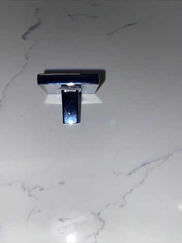 KOOFIZO Square Cabinet Knob - Chrome Pull Handle 31mm / 1.25 Inch, 7 Pack - Picture 5 of 9