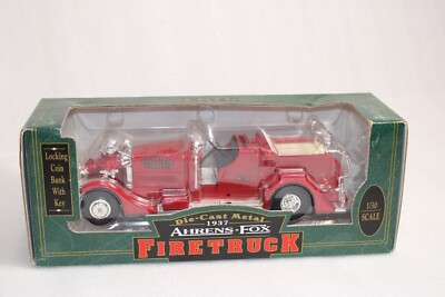  1994 Ertl AHRENS-FOX 1937 FIRE TRUCK 1/30 Diecast Bank Series 2 MIB Vintage 90s