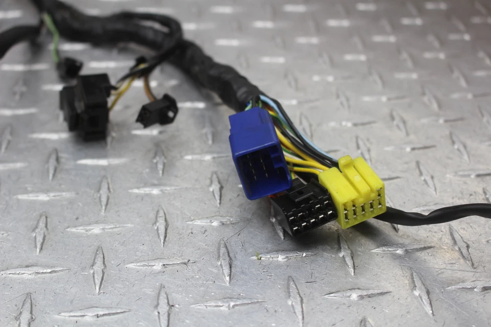 1997 SUZUKI BANDIT 1200 GSF1200S CHICOTE DE FIOS DO MOTOR PRINCIPAL 36610-27E10 - Imagem 3 de 4