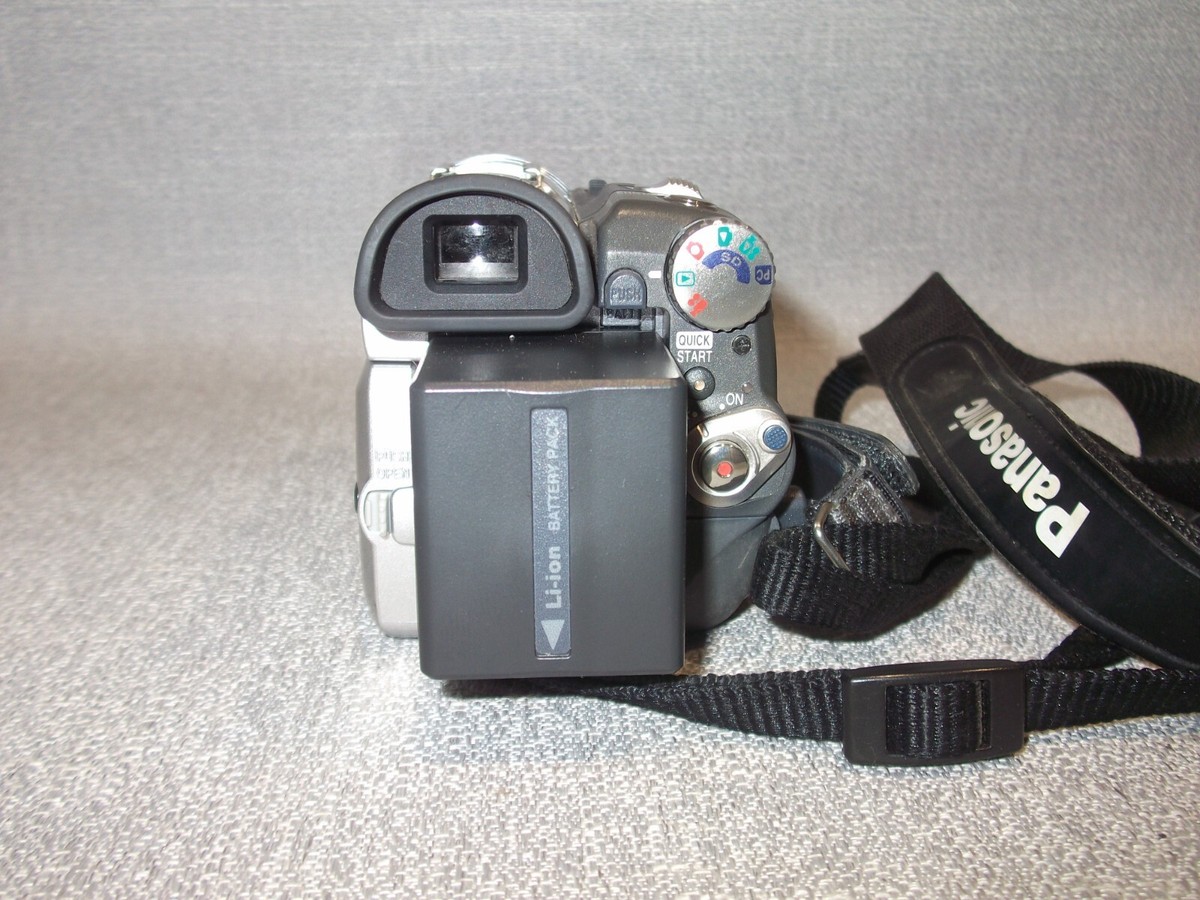PANASONIC NV-GS200 3CCD MINI DV VIDEO CAMERA CAMCORDER