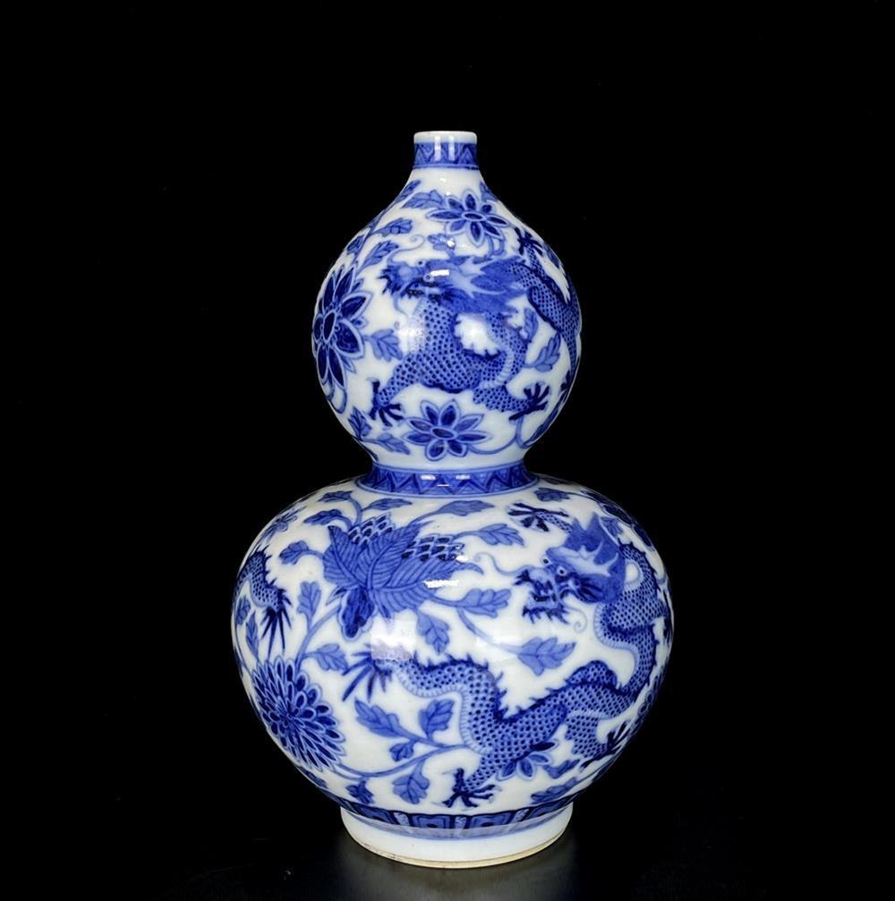 Xianfeng Signed Old Chinese Blue and White Vase W/dragon N774 | eBay