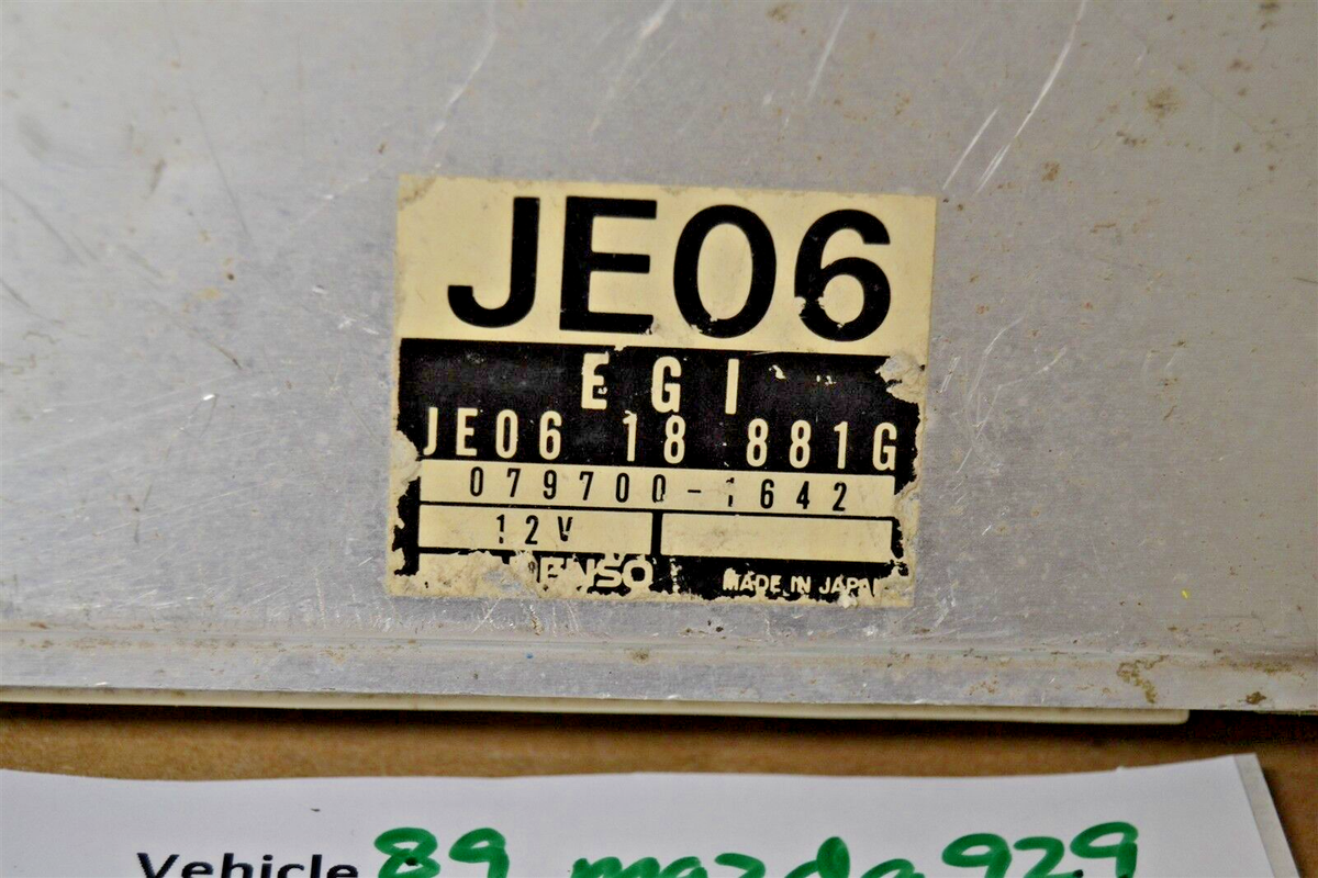 ゆ@ページ JE0618881G Mazda-929 1988-1989 Engine Control Unit ECU Module 043