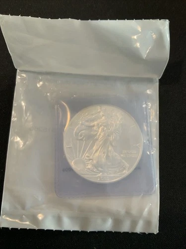 2015 U.S.American Silver Eagle Dollar $1 1oz Silver Uncirculated Apmex Packa