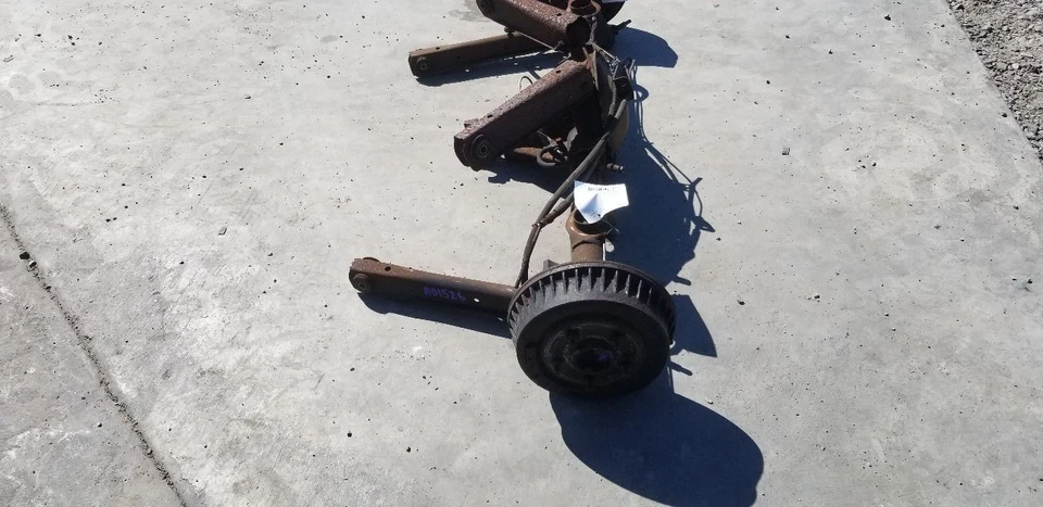 1985 CHEVY MONTE CARLO COMPLETE REAR AXLE WITH DIFFERENTIAL 2.29 RATIO GH2 - Image 4 of 4
