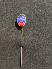 US CROTONE  CALCIO DISTINTIVO PIN SPILLA BADGE FUTBOL FOOTBALL