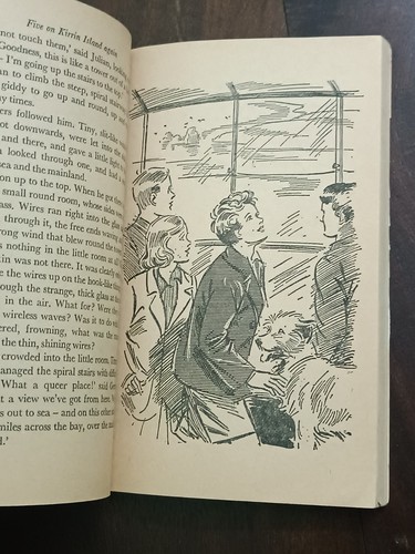 VINTAGE ENID BLYTON FAMOUS FIVES NO. 6 & NO. 14, LOT OF 2 HAVE PLENTY OF FUN ETC - Picture 11 of 23
