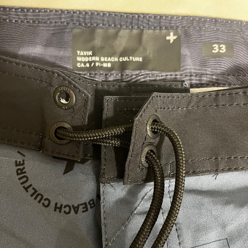 Tavik Shorts Men’s 32 Flat front Modern Graphic Design Beach - Picture 3 of 10