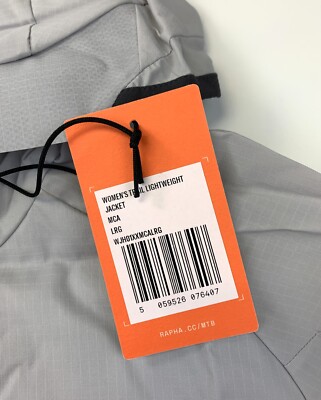 Rapha WOMEN’S TRAIL LIGHTWEIGHT JACET Rapha Women's Trail Lightweight Jacket Egg Shell/Blue Green Medium