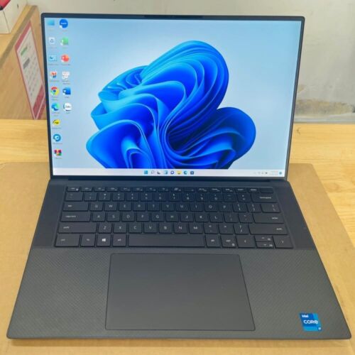 DELL 5550 Laptop 32GB RAM 1TB SSD 15.6" 4K UHD i7 10th Gen CAD GAMING + WARRANTY