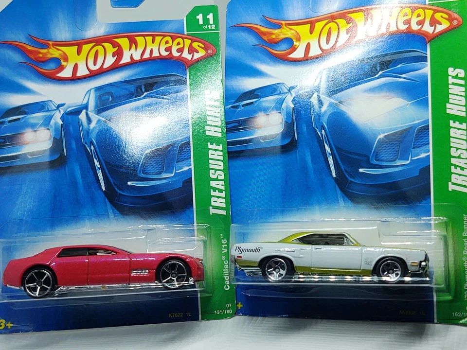 TWO Treasure Hunt`s  CADILLAC V16 RED/PINK and `70 Plymouth Road Runner  E9 - Image 2 of 4