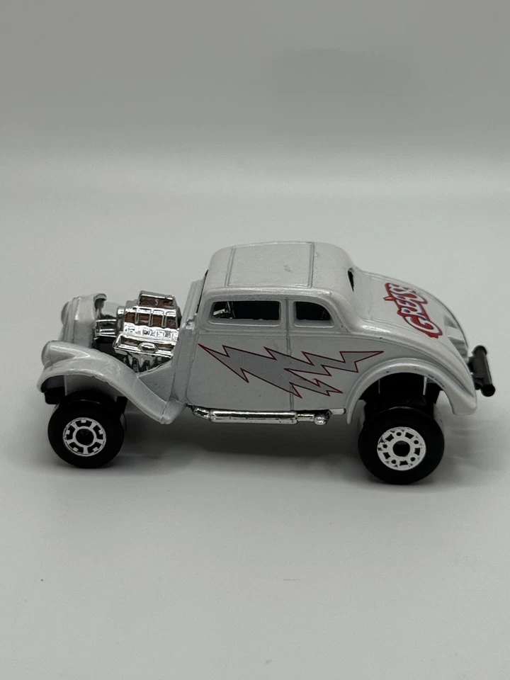 De colección 1997 Matchbox Star Car Grasado Lightning Hot Rod 33 Willys Street Car Foto 3 de 4