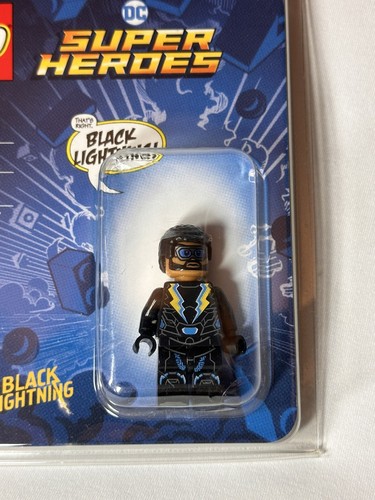 LEGO DC BLACK LIGHTNING MINI FIGURE 2018 SDCC VERY RARE! - Picture 2 of 7