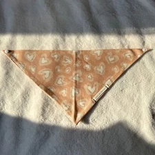 NWT Loic by Design Leopard Pattern Dog Bandana, Brown, Pink, & White, Size M