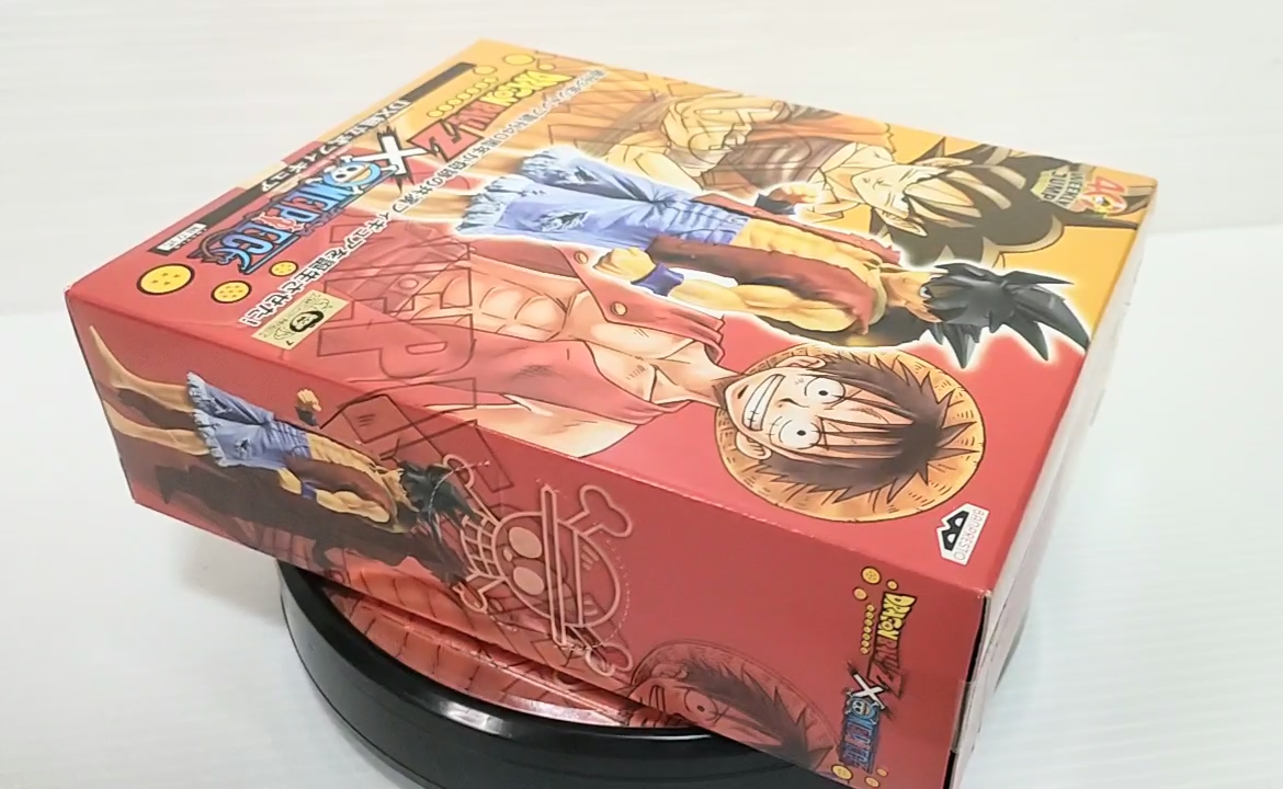 Dragon Ball Z x One Piece 40th Weekly Jump Goku Figure 7.08in