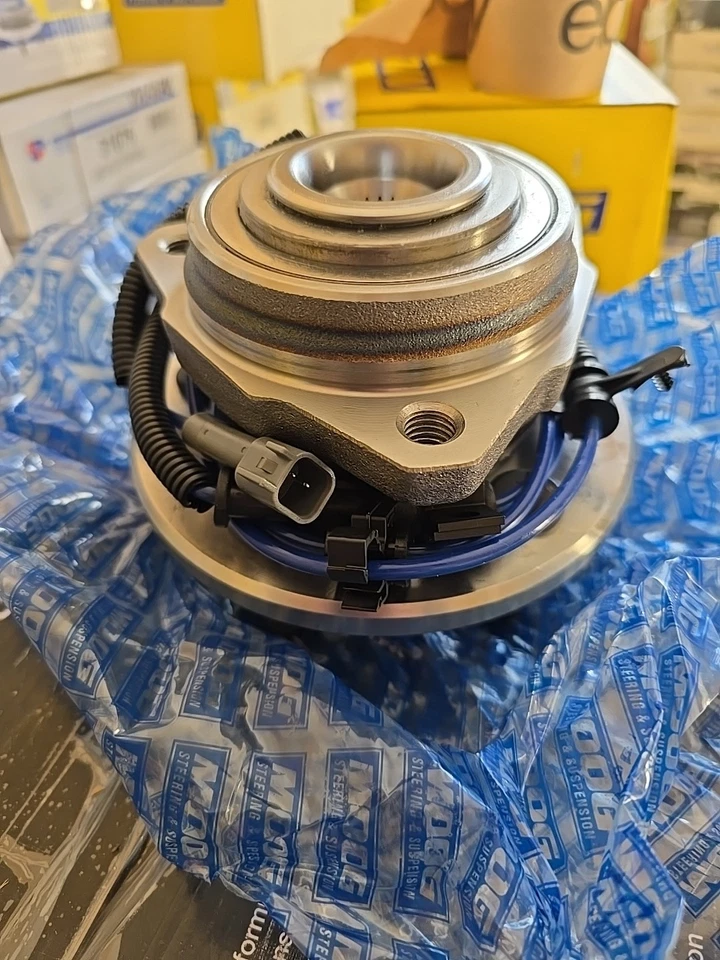 Wheel Bearing and Hub Assembly Moog 513176 fits 02-07 Jeep Liberty - Image 2 of 4