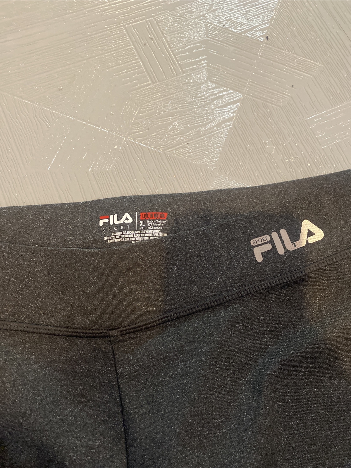 FILA Grey Leggings Size XL Ankle Leggings Logo On The Waist