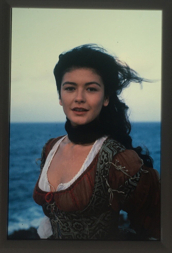 CHRISTOPHER COLUMBUS THE DISCOVERY Catherine Zeta-Jones 35mm