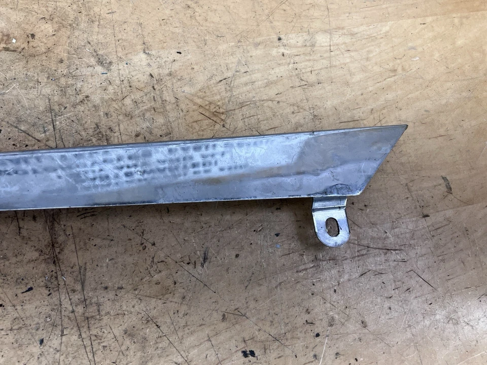 Protetor de corrente traseiro Paughco Harley Davidson Ironhead Sportster - Imagem 4 de 4