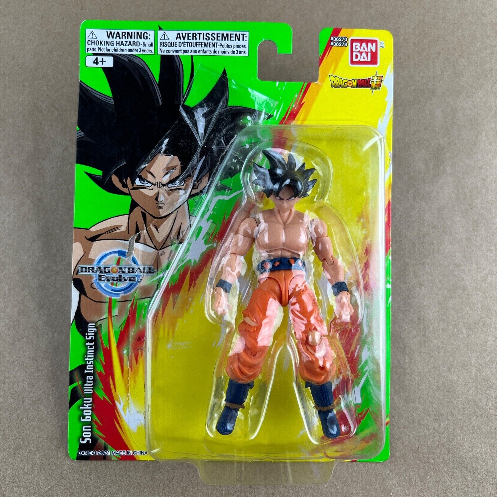 Boneco goku cabelo preto