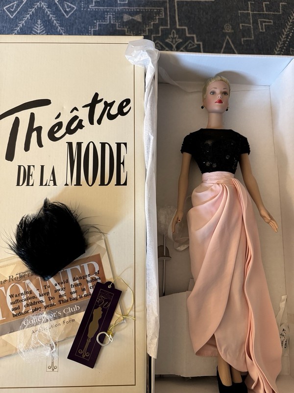 Robert Tonner Theatre De la mode Fleurs du Mal Tyler Wentworth Collection 16in
