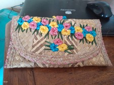 Vintage 70s Woven Straw Embroidered Beach Raffia Floral Lined Clutch Boho Purse