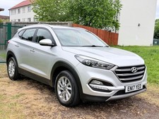 HYUNDAI TUCSON 1.7 CRDi SE BLUE DRIVE DIESEL MANUAL EURO 6  FULL MOT - SAT NAV