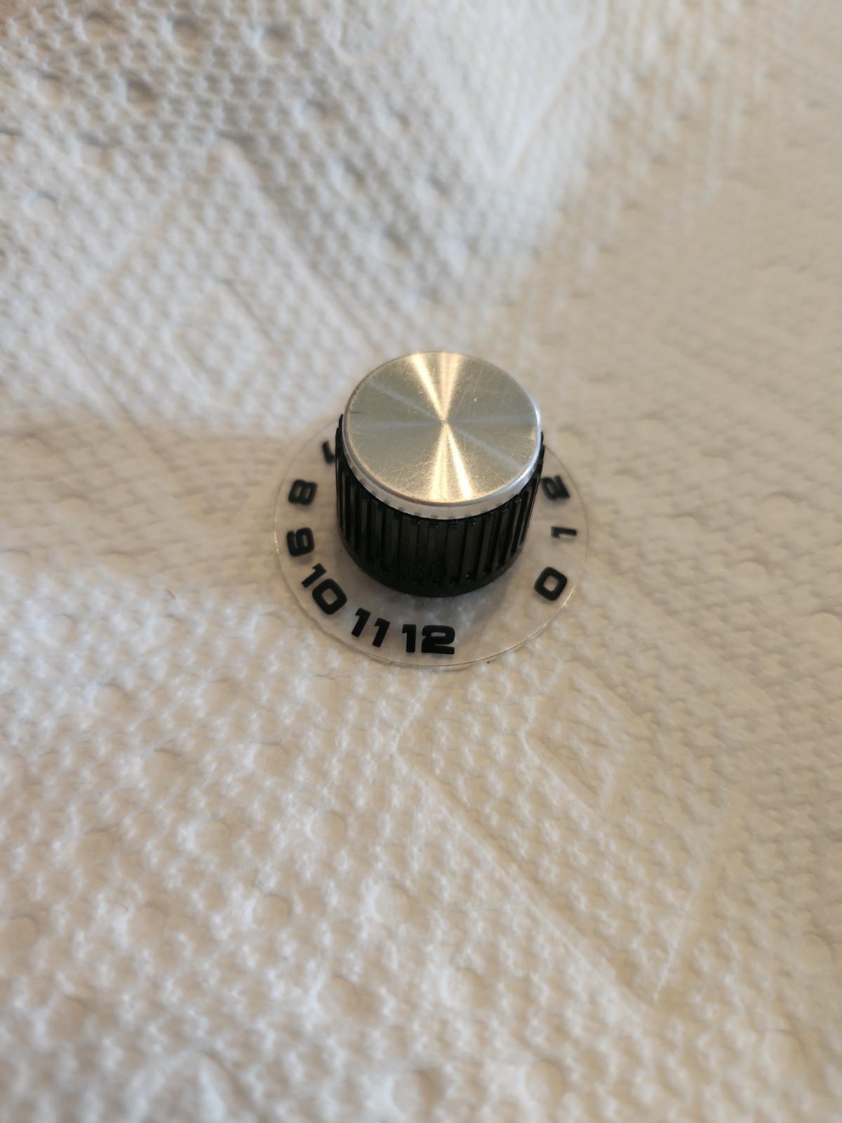 Gibson Medalist Amplifer Knob - RARE Try and find another one!