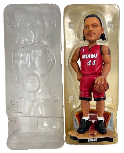 Brian Grant Miami Heat Legends of The Court NBA Limited Bobblehead 9" Tall