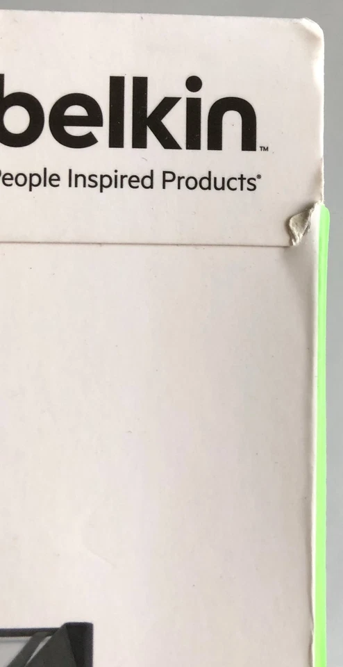 Belkin Universal 10" Twin Stripe Flip Cover For iPad Air and Air 2, Galaxy Tab A - Image 4 of 4