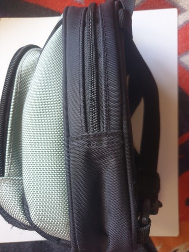 Vintage Nintendo Super Mario Bros Case Mini Backpack Grey GameBoy DS Free Post - Picture 5 of 9
