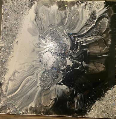 Black - Avant Garde