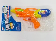 Hunson child water gun 10.00'' shoots over 20 ft.