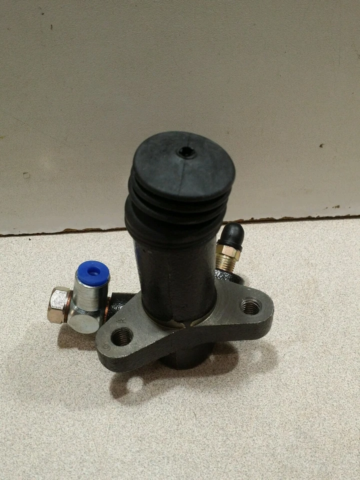 Cilindro esclavo embrague Pronto CS129876 se adapta a 96-97 Hyundai Accent Foto 2 de 4