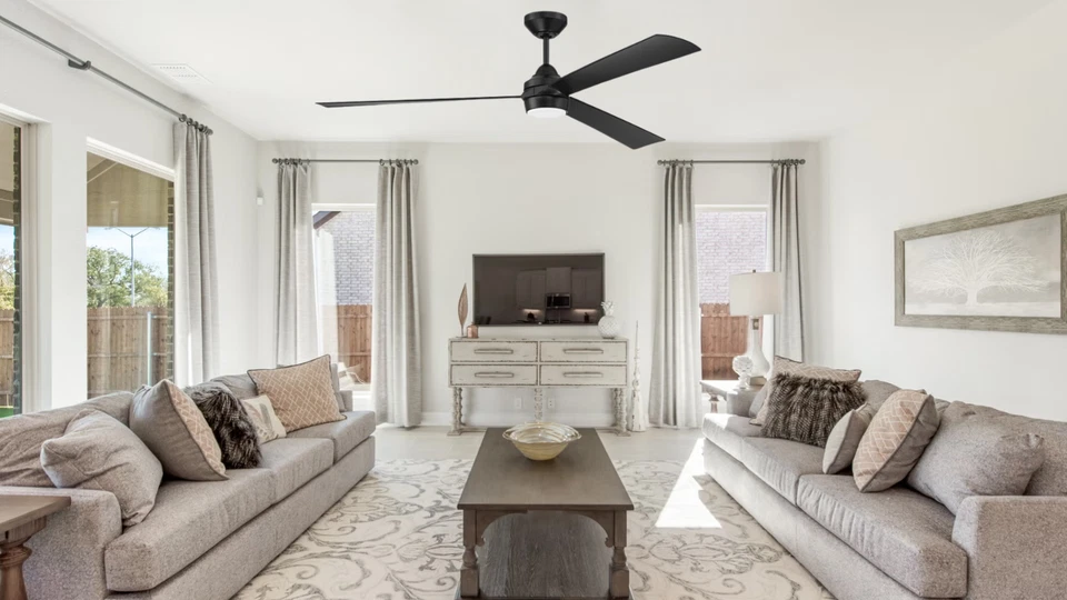 Ventilador de techo LED inteligente de 3 aspas moderno hecho a mano de 60" para interior/exterior Foto 2 de 4