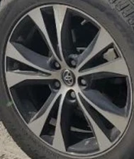 2015 Rav4 OE Wheel Gasoline 18x7-1/2 Black Inlay Toyota