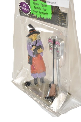 LEMAX SPOOKY TOWN ILLEGALER BESENPARKPLATZ FIGUR 2024 - Bild 6 von 8