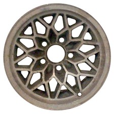 15x8 Snowflake Design Used Aluminum Wheel Machined And Painted Silver Whl-1119
