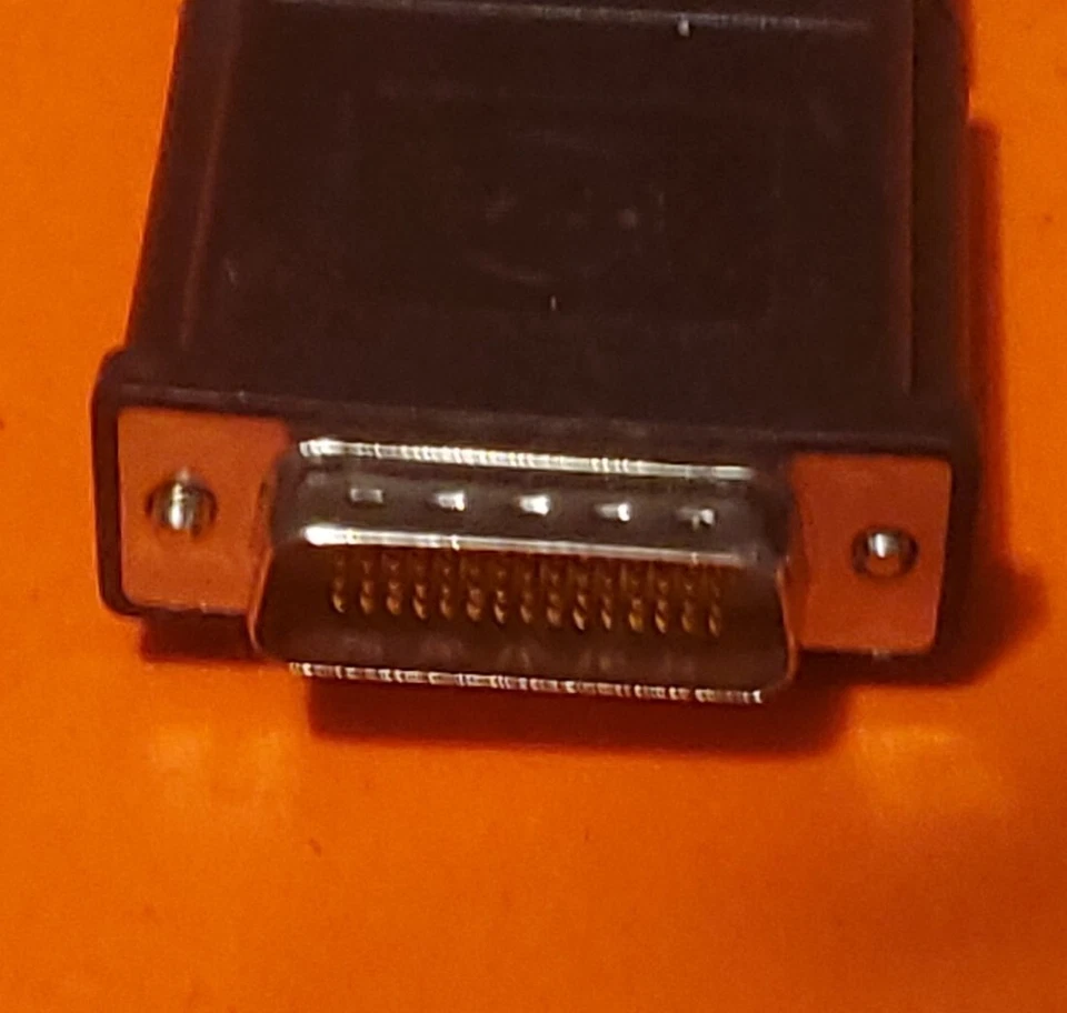 Molex DVI DMS-59 (1) Male Splitter to Dual (2) DVI Female Connector/Adapter - Image 3 of 4