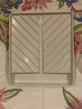 ❤️Nordic Ware Microwave Bacon Tray & Food Defroster Slanted Cooking Serving Tray