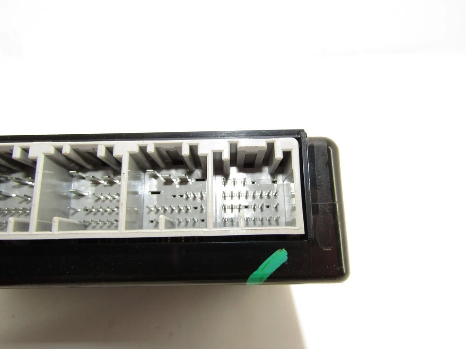 Opel Antara 2012 on-board power supply control unit comfort body comfort control 95151084 - Image 3 of 4