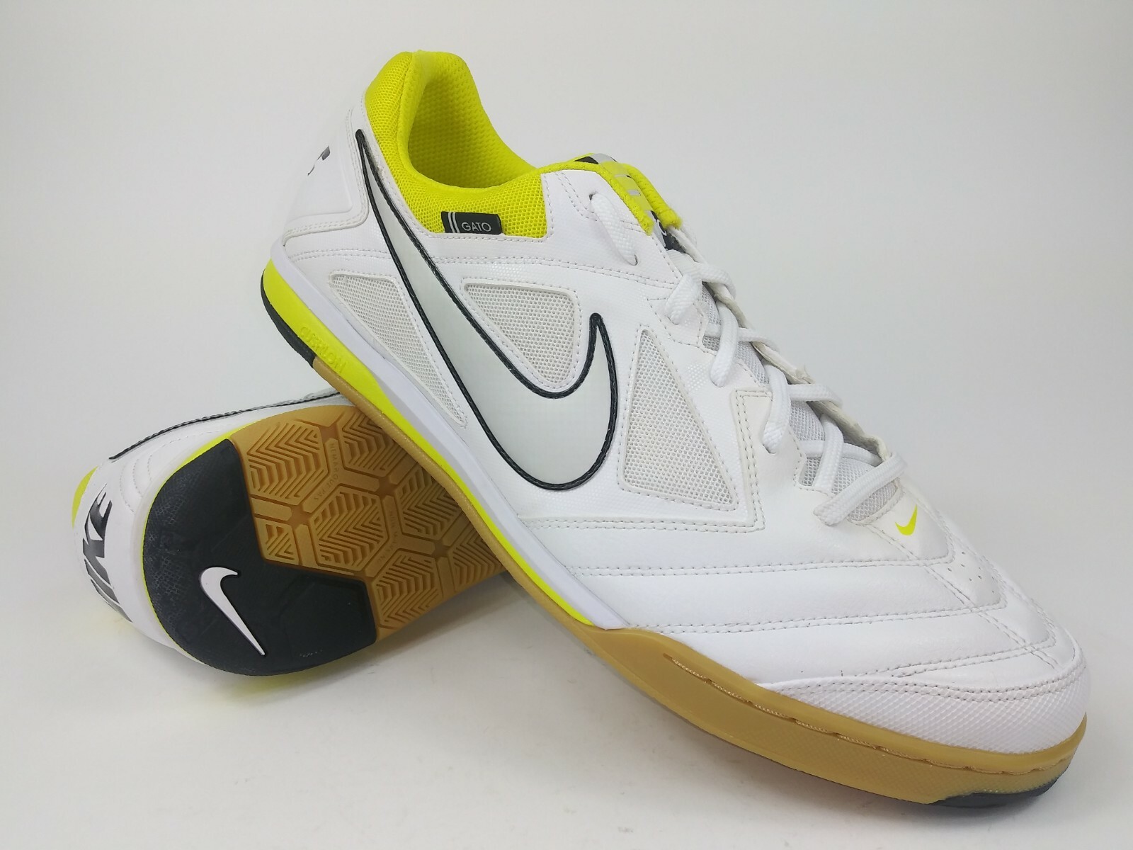 nike gato turf