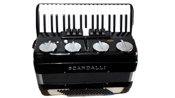 Acordeon, akkordeon, fisarmonica scandalli 96 bajos