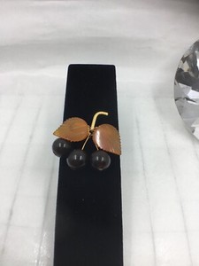 Authentic Vintage Gold Plated Amber Leaf Cherry Berry Fruit Articulated Brooch Pin