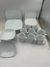 32 PCS  WENTWORTH  DISHWARE  4 PC  PLACE SETTINGS  SERVICE FOR 8  WHITE  *READ*