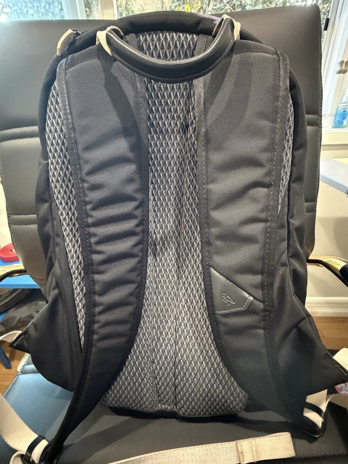 bellroy backpack - image 3