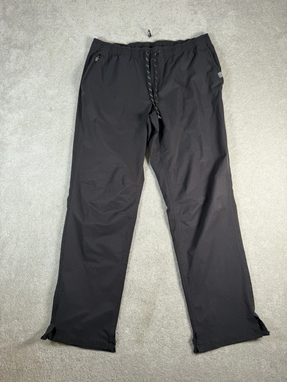 L.L.Bean Multisport Pants Mens L Black Quick Dry Performance 32” * Cut Bottom*