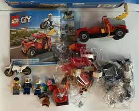 LEGO City Police Tow Truck Trouble 60137 Cop Chase On Patrol Retired