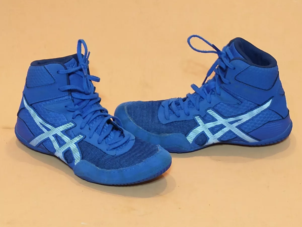 Asics wrestling sales shoes ebay